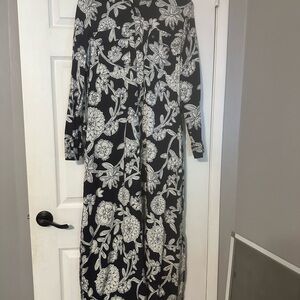 LOFT Black and White Floral Long Sleeve Dress